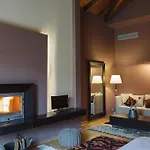 Levidi Suites 4*
