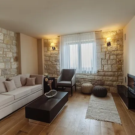 Levidi Suites Levídhion