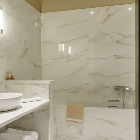 فندق Levidi Suites 4*