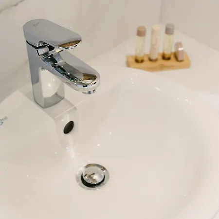 ホテル Levidi Suites 4*