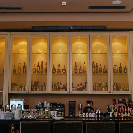 فندق Levidi Suites 4*