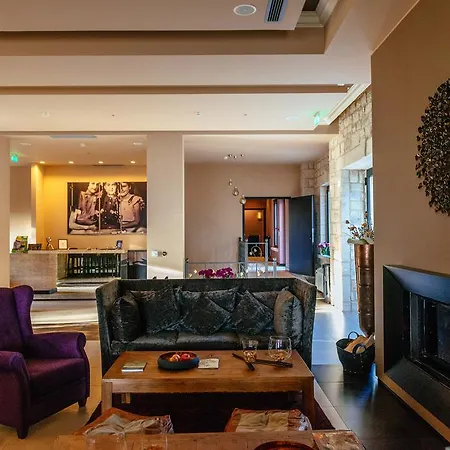 Levidi Suites