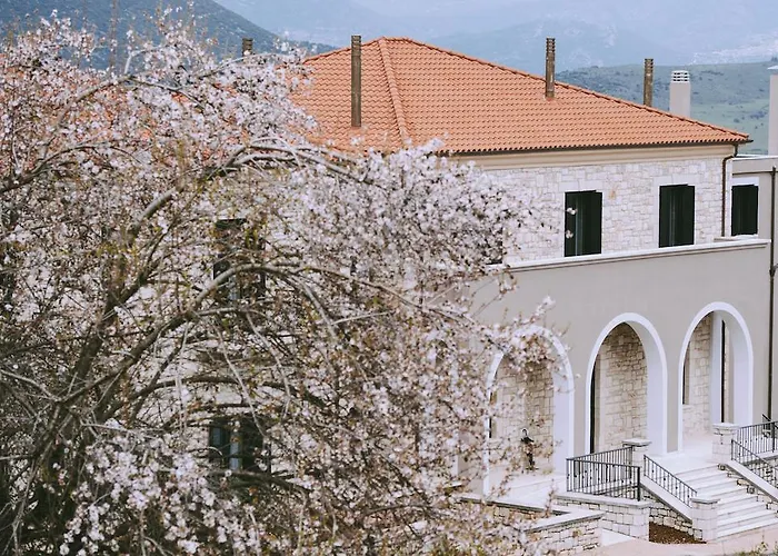 Levidi Suites 4*