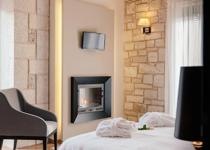 Levidi Suites Отель Левидхион