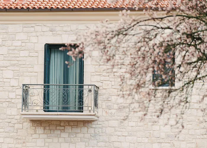 Levidi Suites Hotel 4*