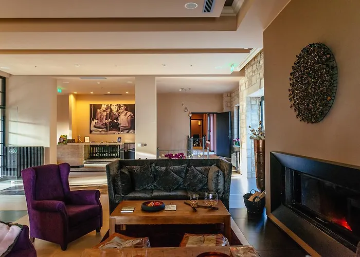 Levidi Suites